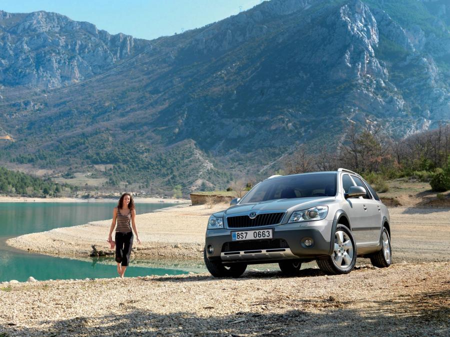  Skoda Octavia Scout 2009 года  (фото 15 из 35)